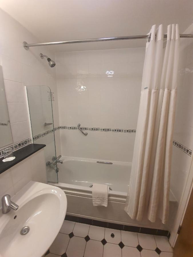 The Telford Whitehouse Hotel المظهر الخارجي الصورة